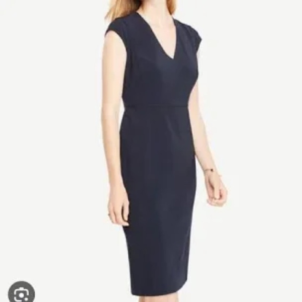 Ann‎ Taylor Factory Navy Blue Suiting Shift Dress Size 2 Petite Classic Career